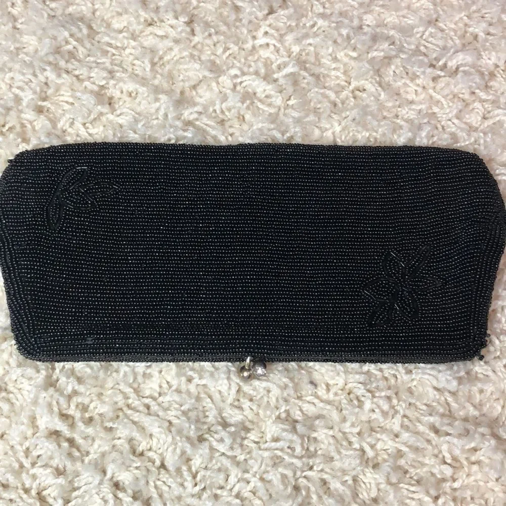 Awesome 50’s Scallop Beaded Black Floral Purse No Tags